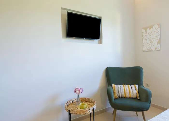 Ellen Apartment